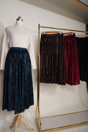 חצאיות מחויטות