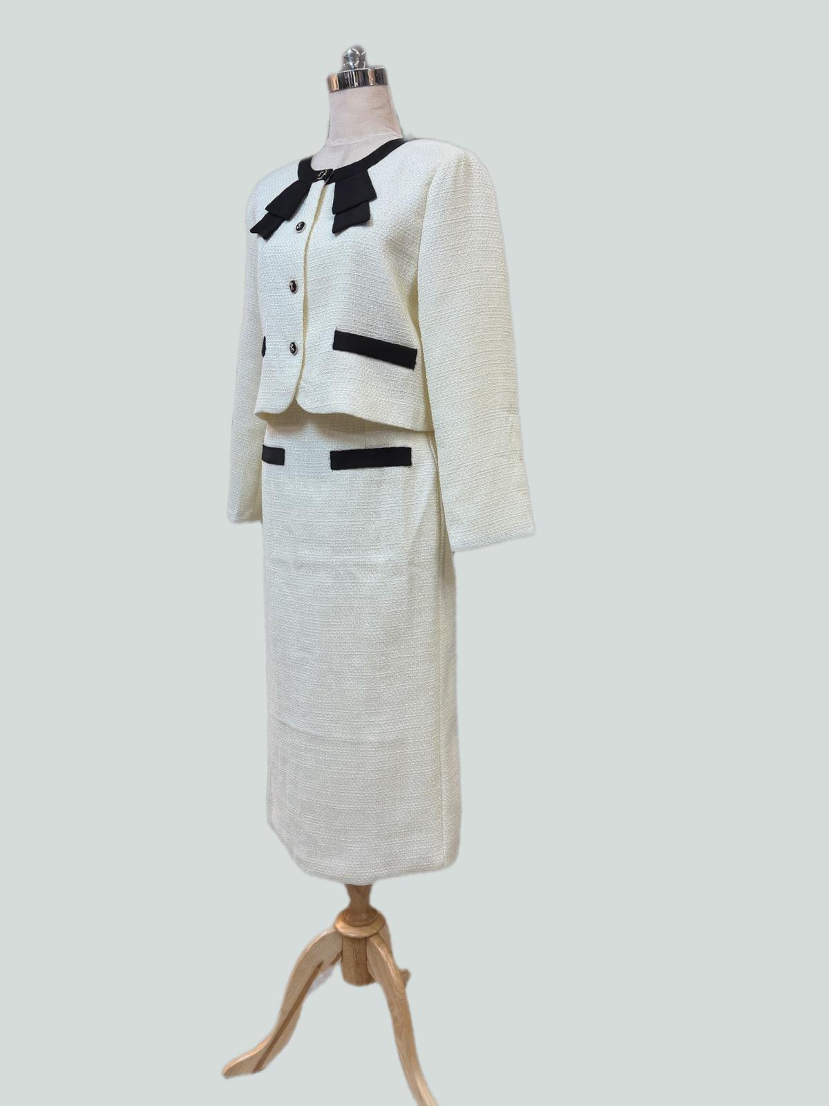 סט טוויד קלאסי אוף וויט