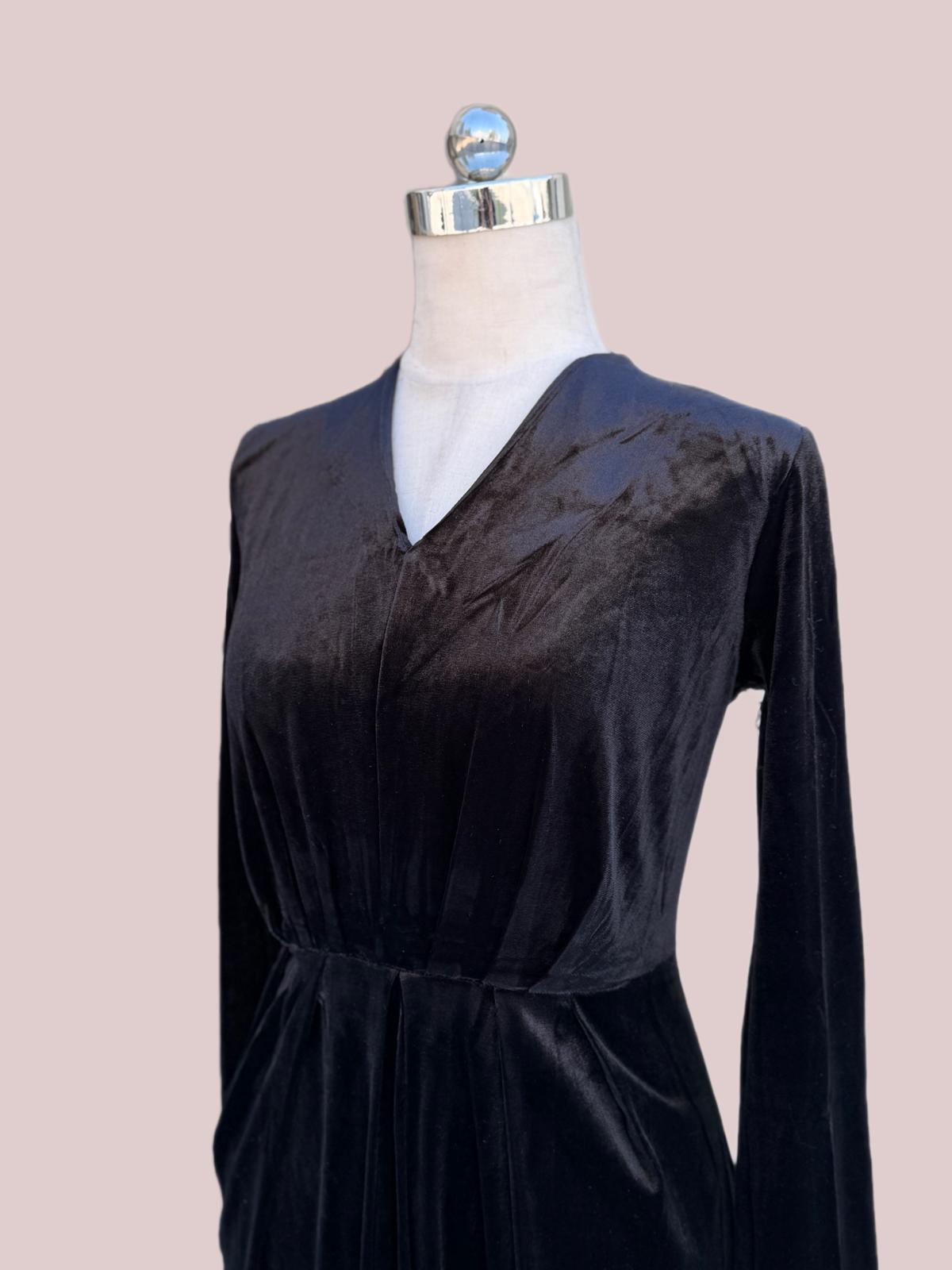 שמלת קטיפה צבע שחור