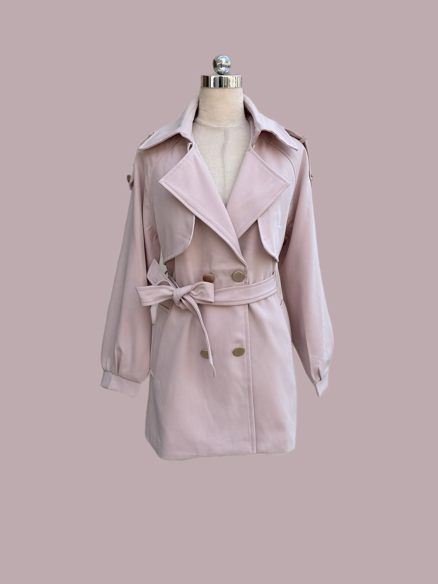 מעיל טרנץ׳ אלגנטי