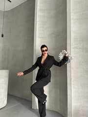 סט חליפה בלייזר ומכנס