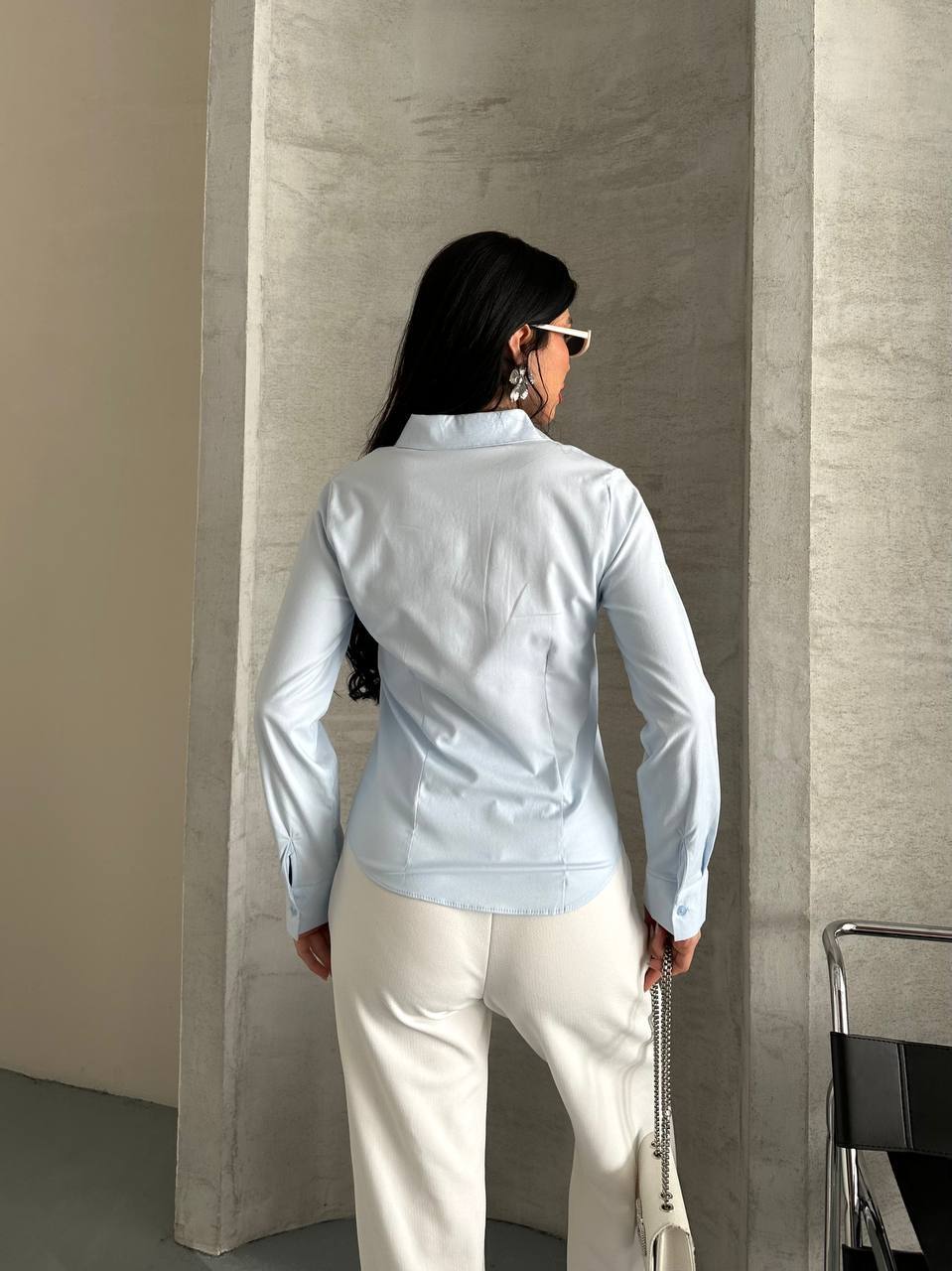 חולצה מכופתרת אלגנטית